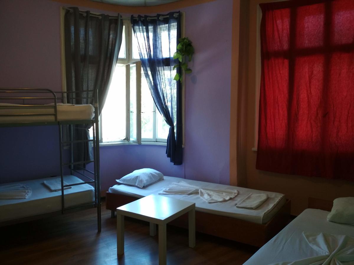 Hostel Compass Burgas Exterior photo